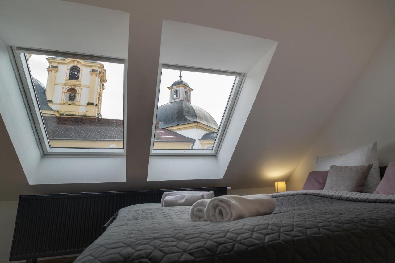 Hotel Smrz Sepekov ภายนอก รูปภาพ