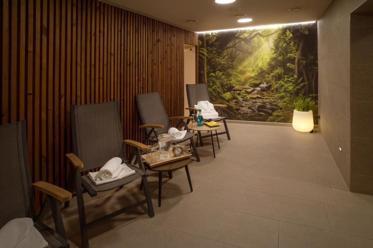 Hotel Smrz Sepekov ภายนอก รูปภาพ