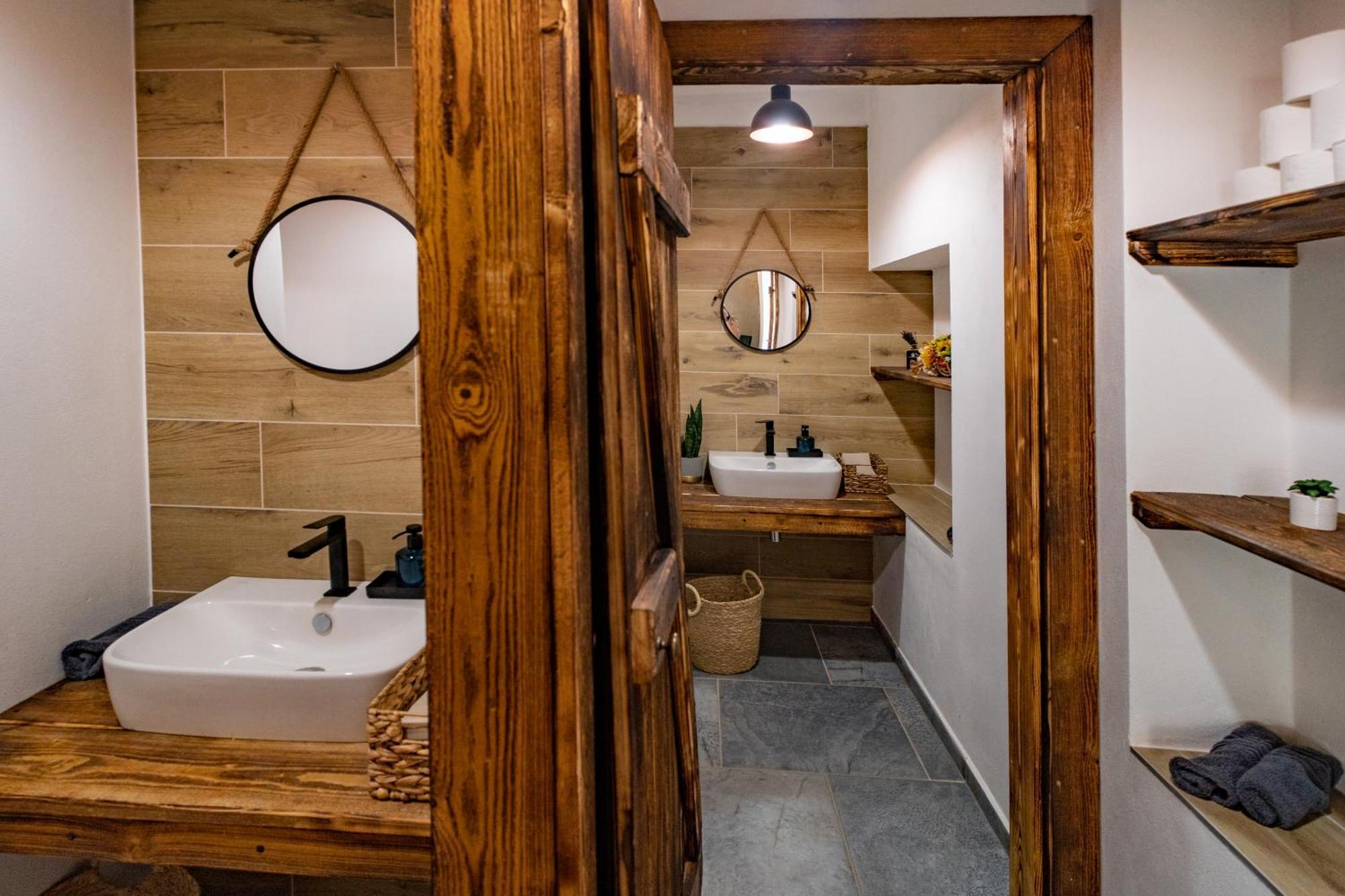 Hotel Smrz Sepekov ภายนอก รูปภาพ